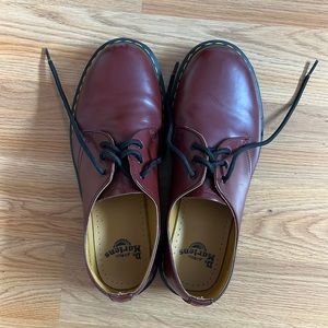 Dr. Martens Size 9 MENS